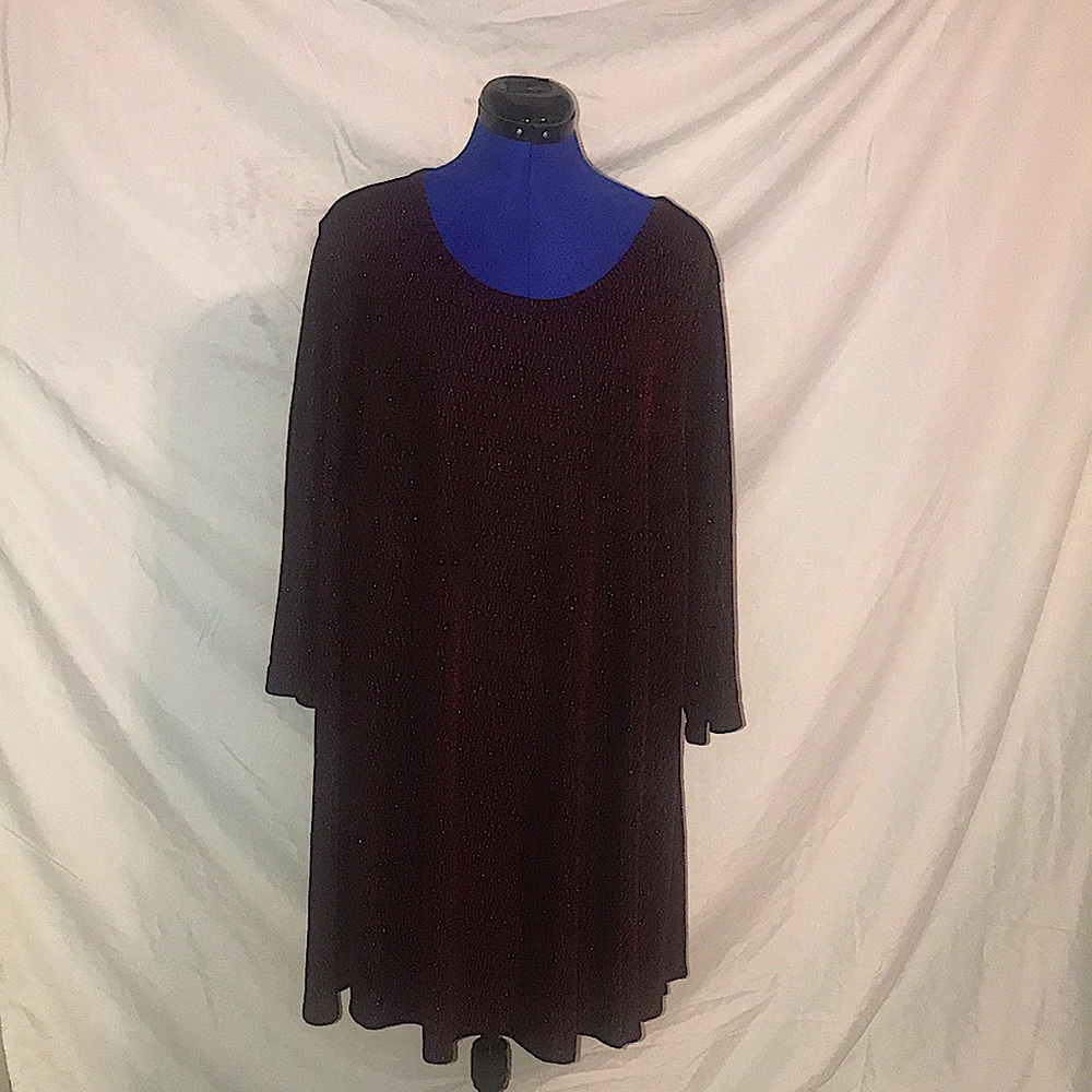 Women's Black Long-Sleeve Swing Dress - Elegant Everyday